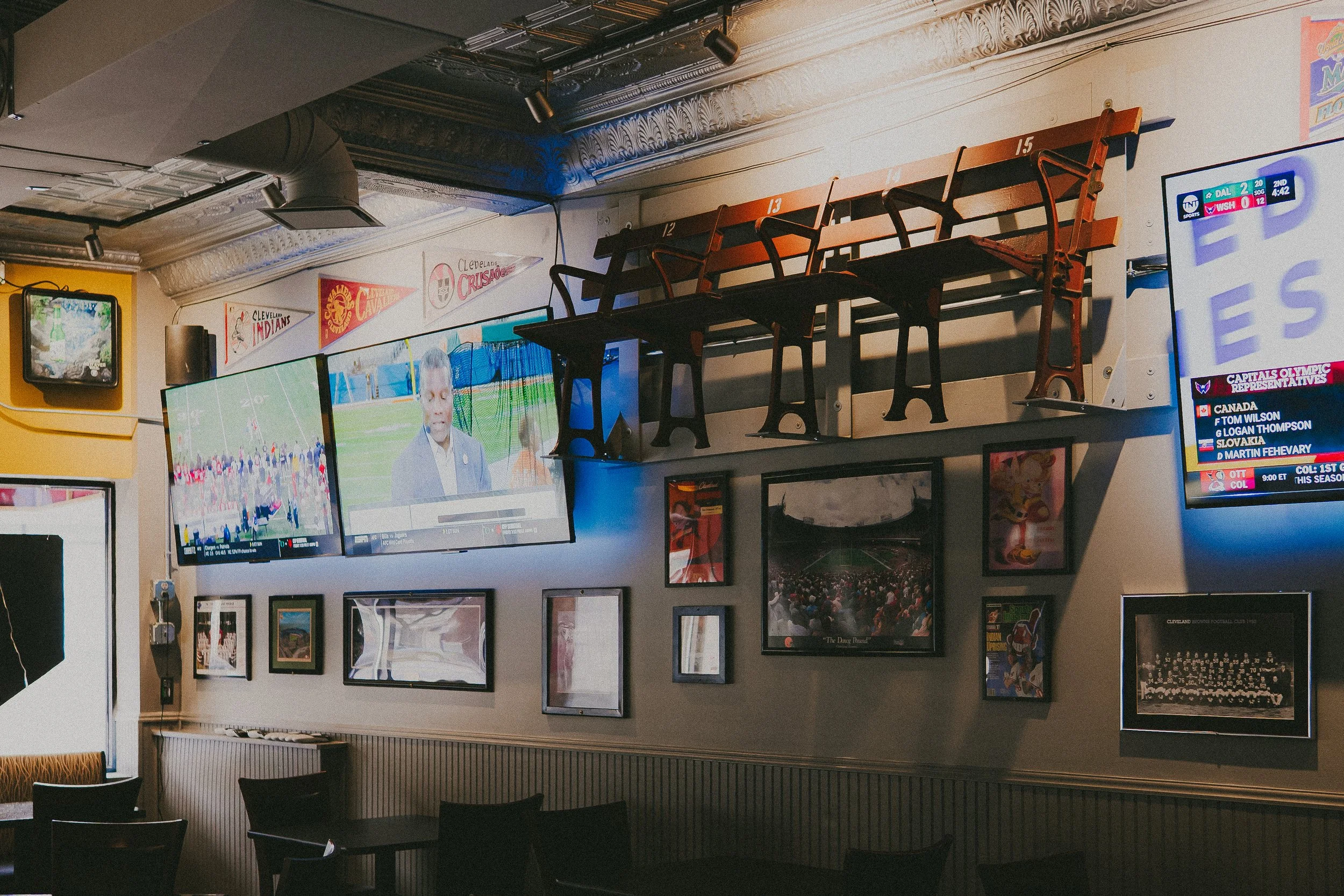 (Easy Out) Details and Decor-40.jpg