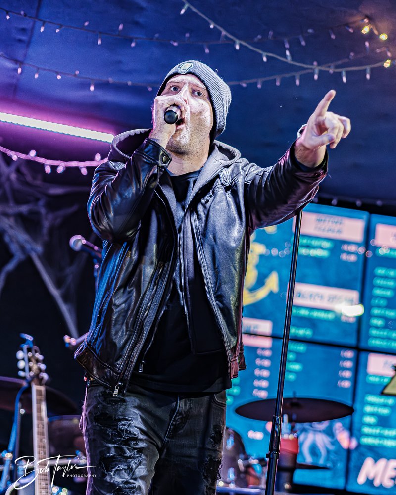 20251029-Wicked Dive -3.jpg