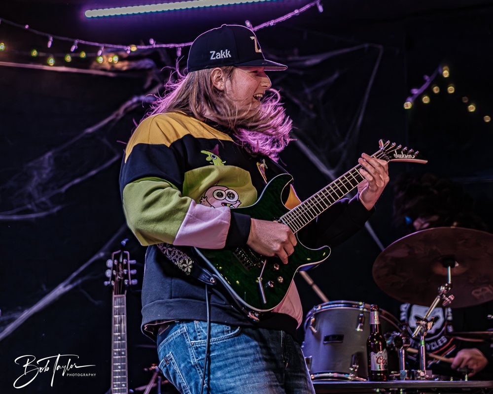 20251029-Wicked Dive -76.jpg