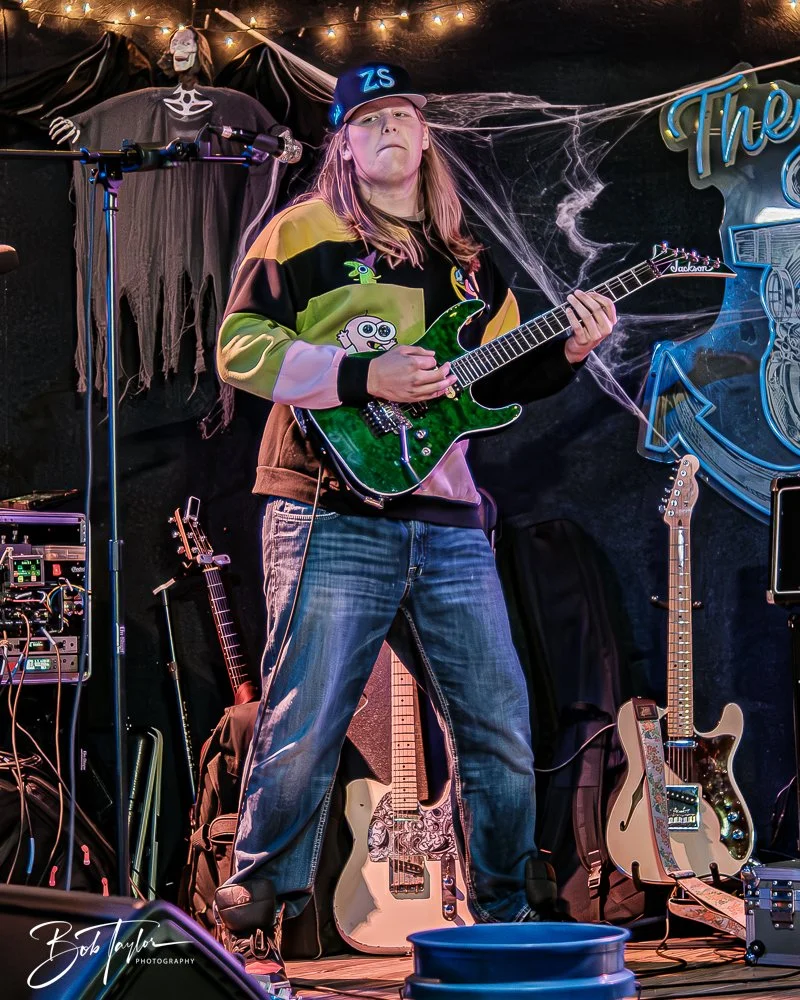 20251029-Wicked Dive -80.jpg