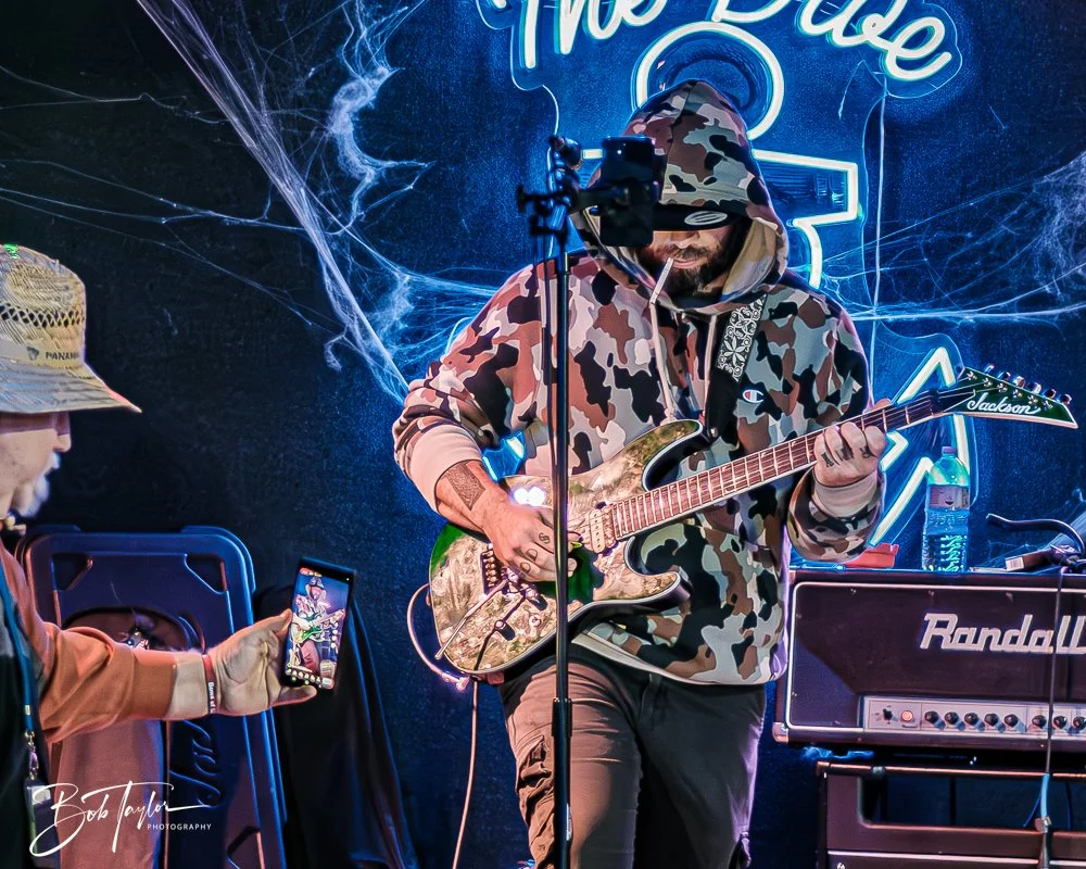 20251029-Wicked Dive -48.jpg