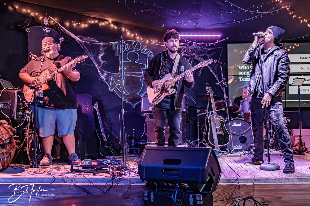 20251029-Wicked Dive -2.jpg