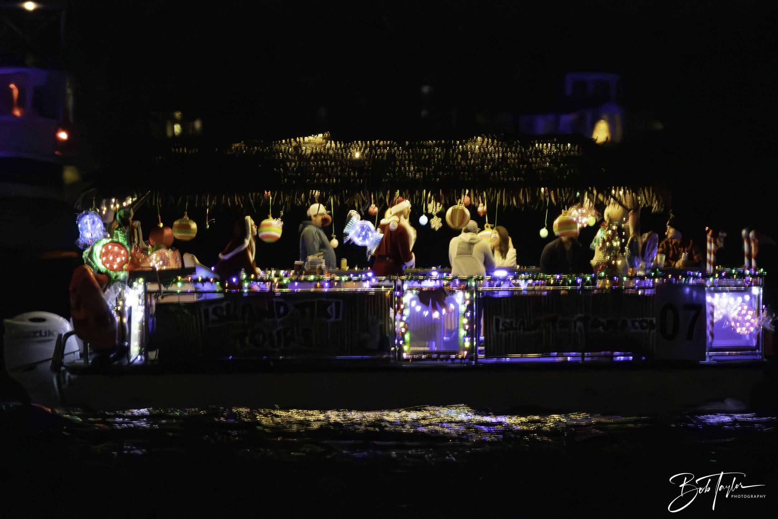 Boat Parade  20mb max -11.jpg