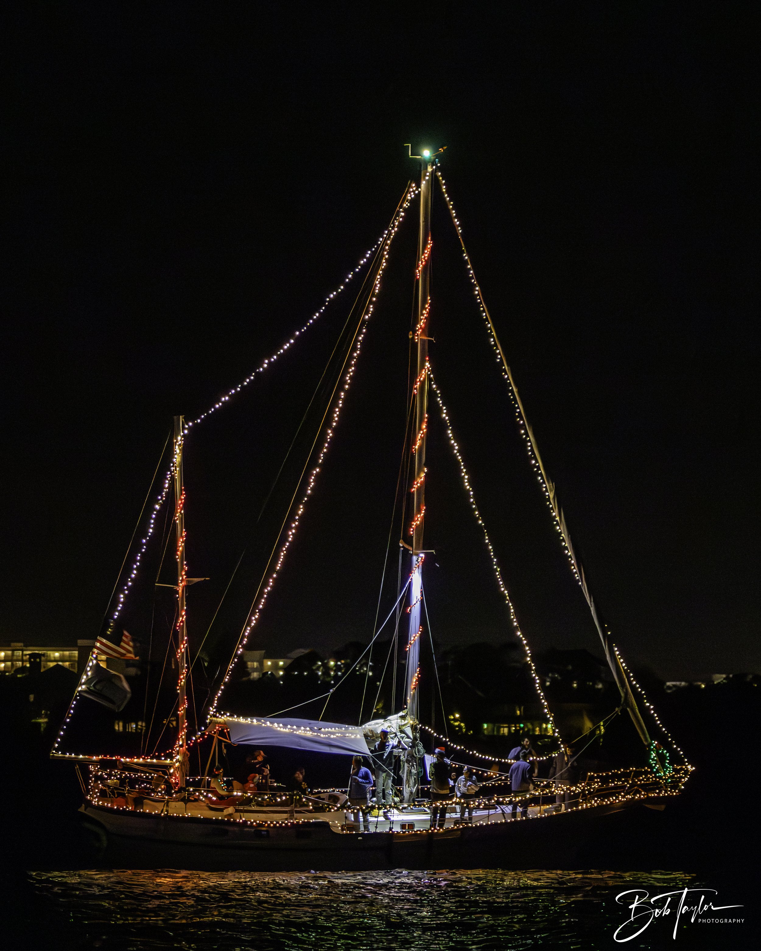 Boat Parade  20mb max -2.jpg