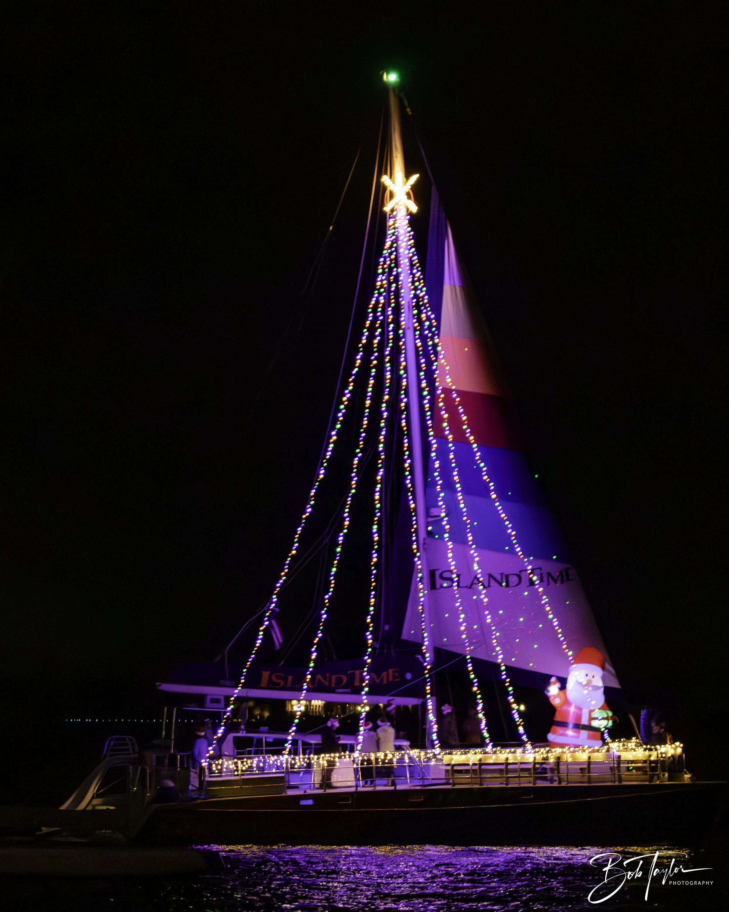 Boat Parade  20mb max -39.jpg