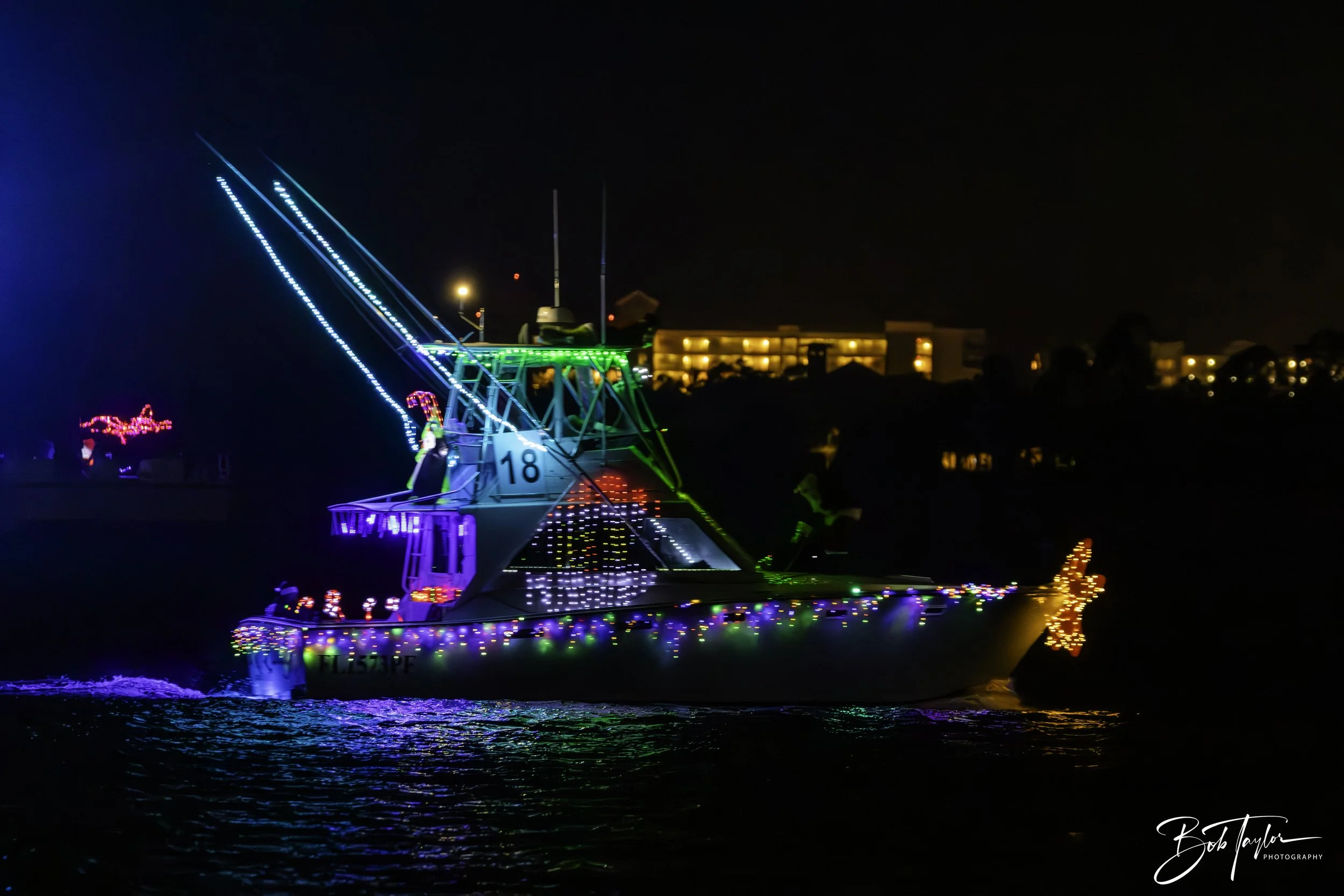 Boat Parade  20mb max -33.jpg