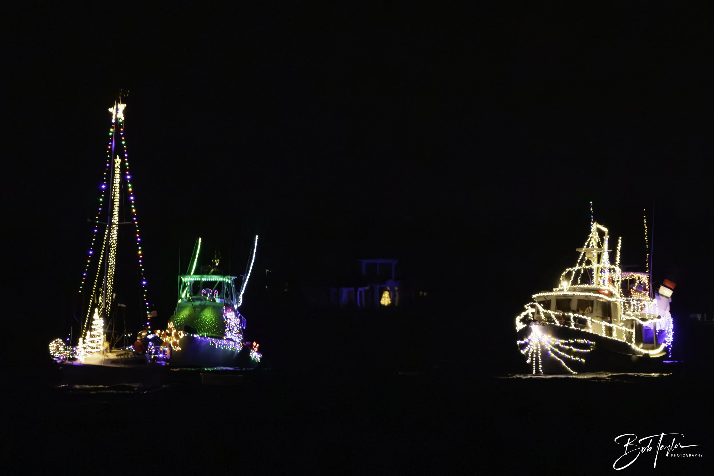 Boat Parade  20mb max -14.jpg