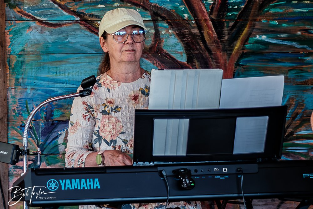 20250504-Ukes -18.jpg