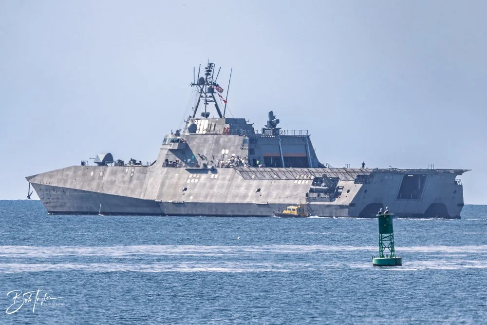 20251117-USS Pierre Departure -30.jpg