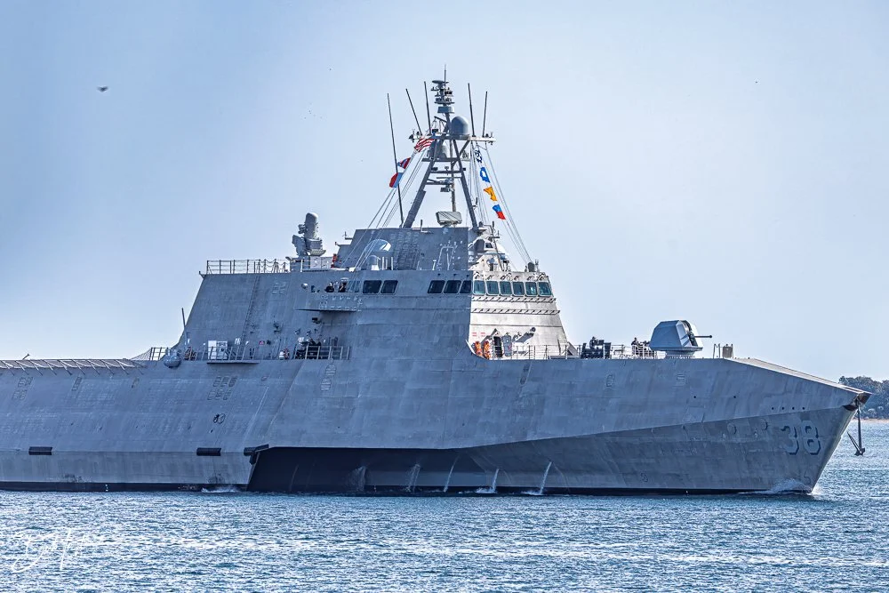 20251117-USS Pierre Departure -12.jpg