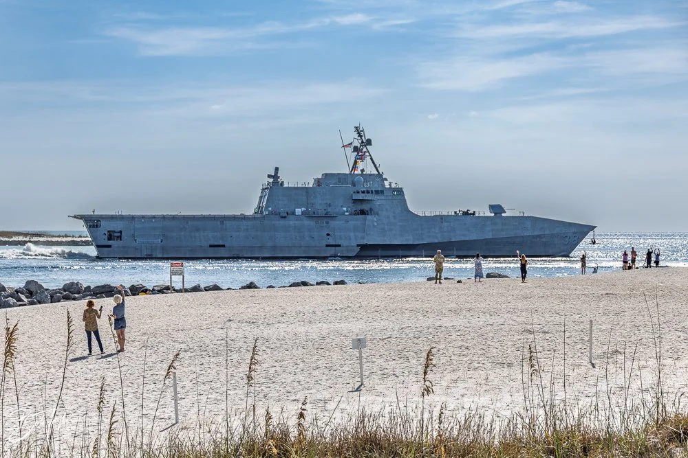 20251117-USS Pierre Departure -18.jpg