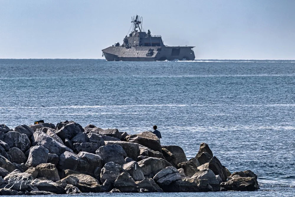 20251117-USS Pierre Departure -33.jpg