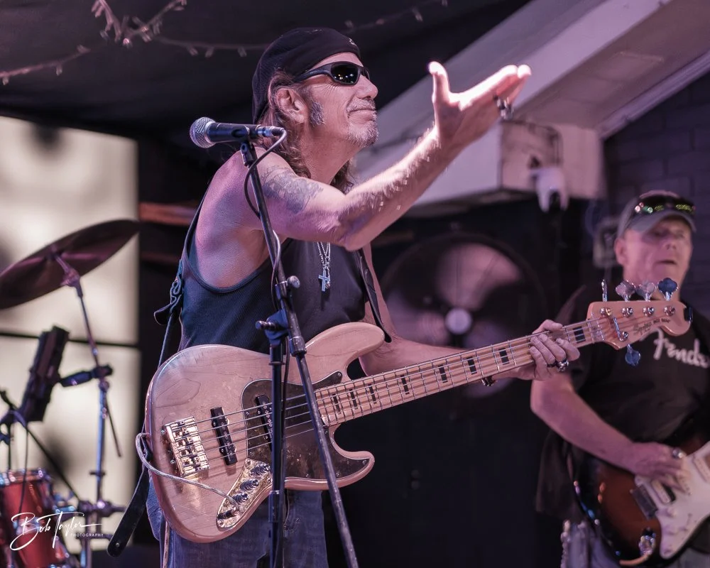 20251022-Revolution -14.jpg