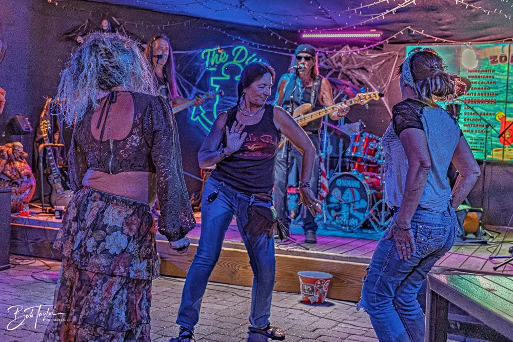 20251022-Revolution -5.jpg