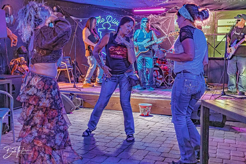 20251022-Revolution -7.jpg