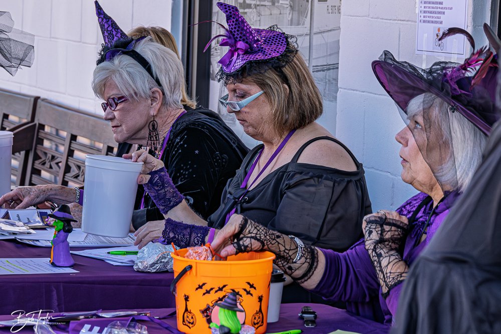 20251025-2025 Witches Ride -41.jpg