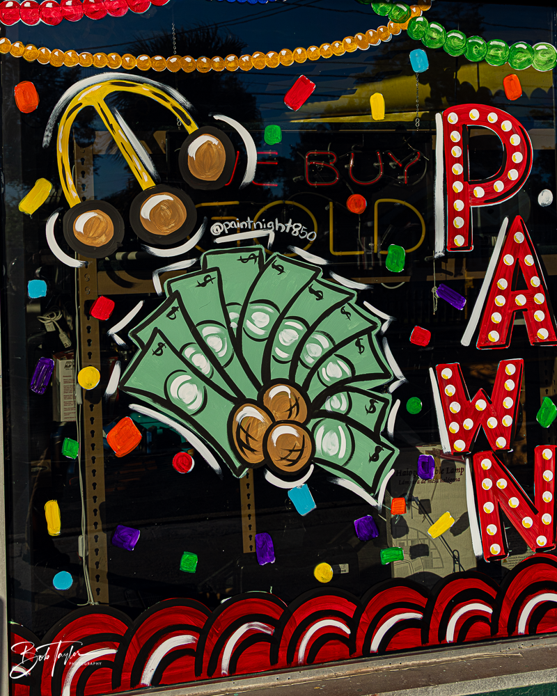 20260115-Mardi Gras Windows -23.png