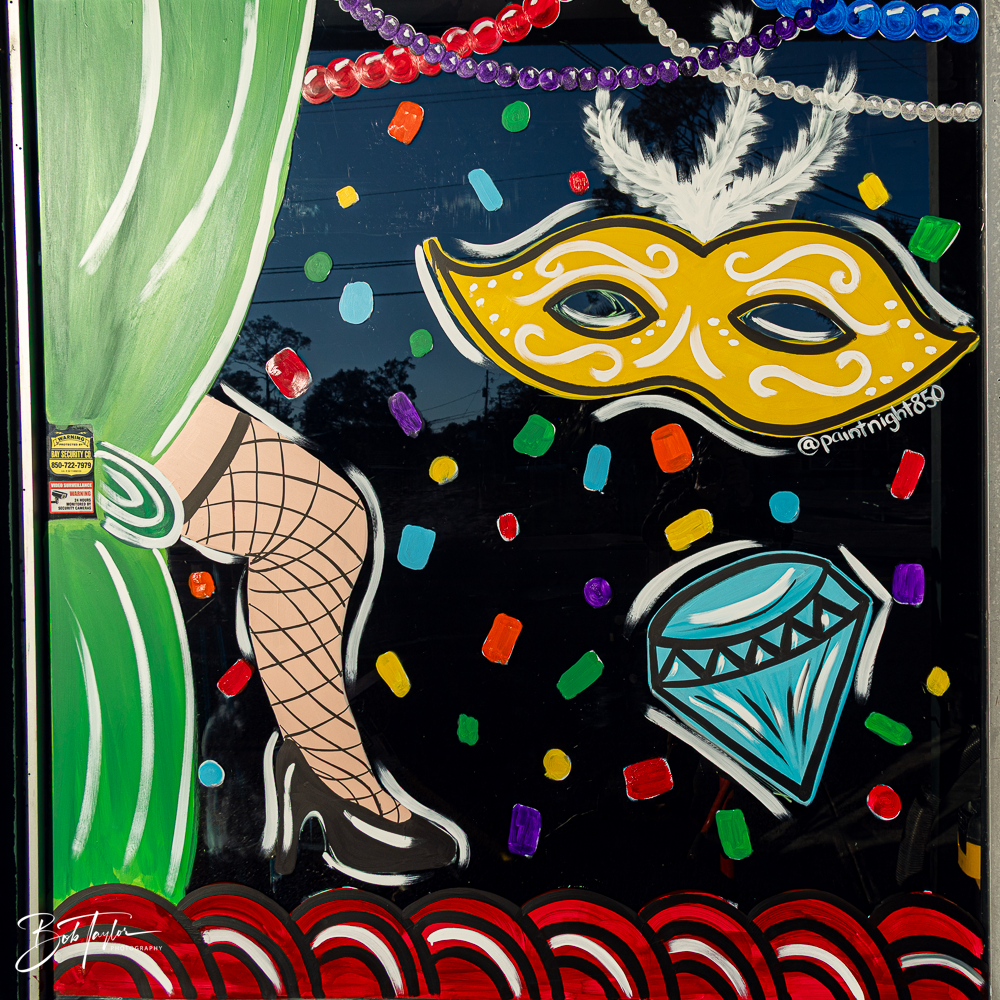 20260115-Mardi Gras Windows -22.png