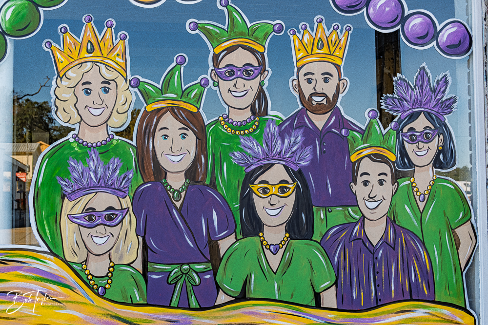 20260115-Mardi Gras Windows -91.png