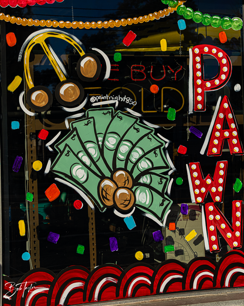 20260115-Mardi Gras Windows -52.png