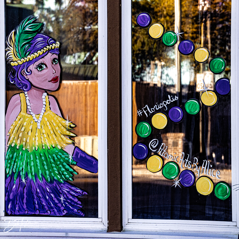 20260115-Mardi Gras Windows -2.png