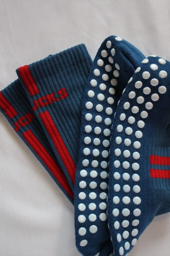 PGZ_custom_11_Canucks_grip.jpg