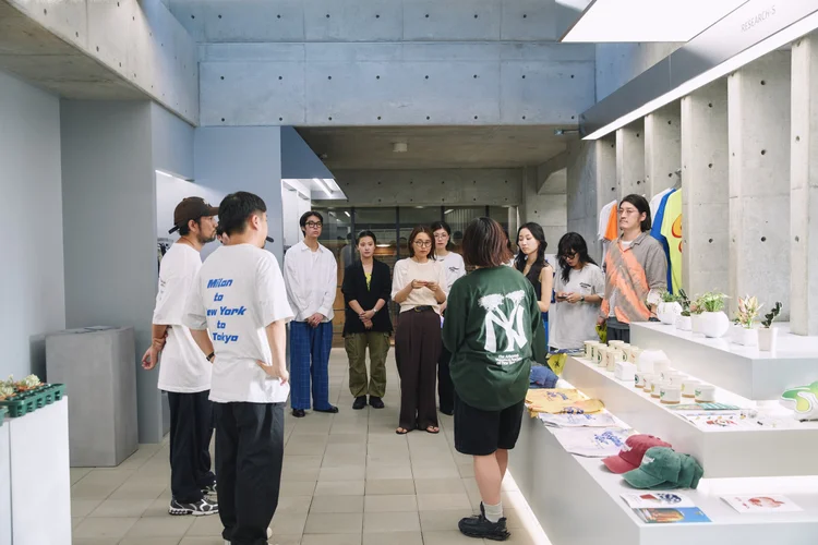 Guests gathered for the live planting workshop at Urban Research Kyoto