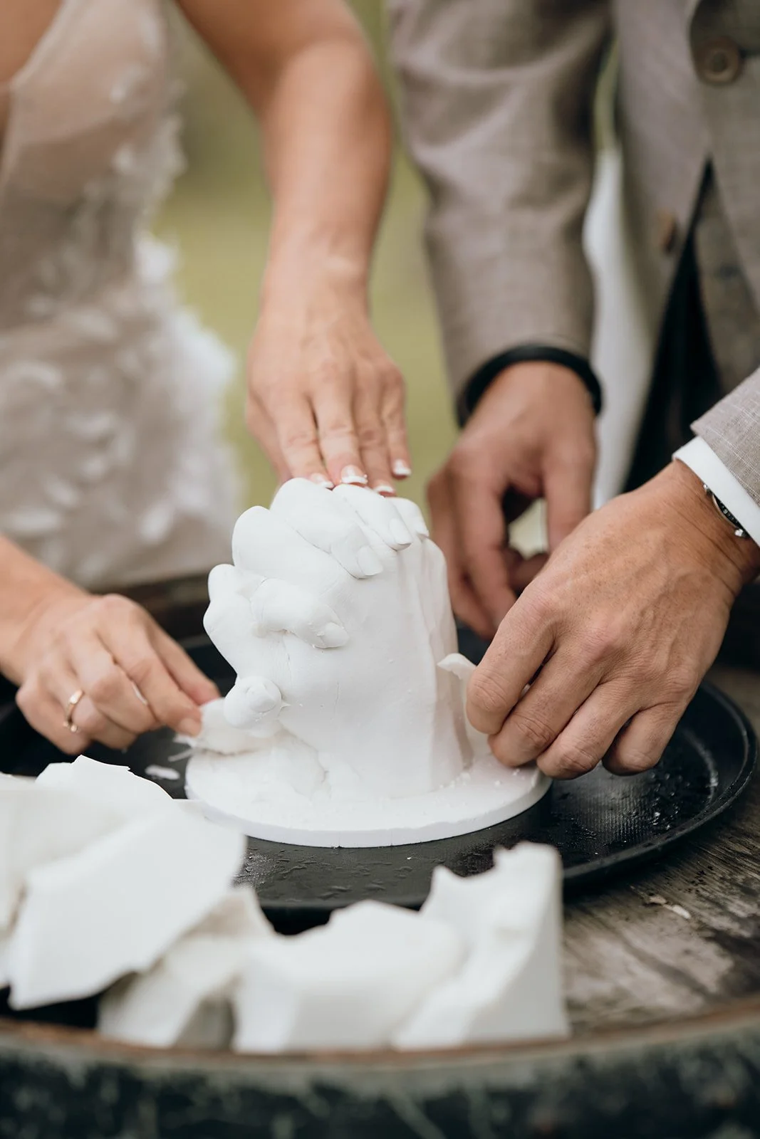 Ritual während einer freien Trauung von Patricia Wagner in der Schweiz