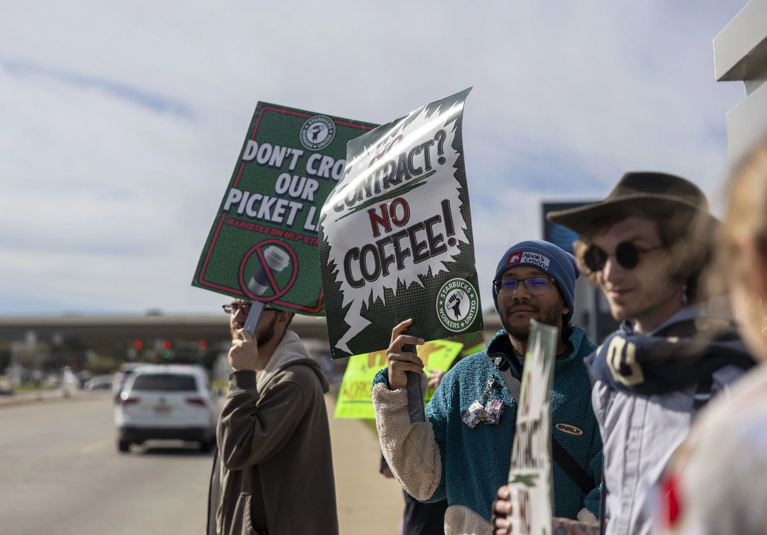 KatieBrackens_StarbucksStrike5.jpg