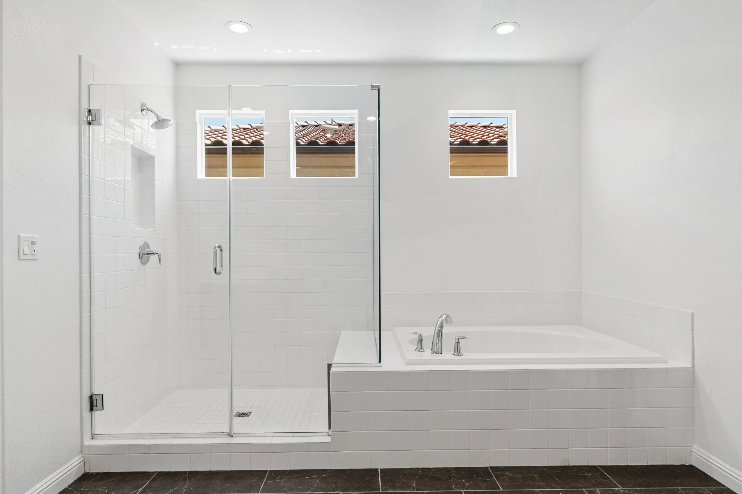 20705-Butternut-Circle-Primary Bathroom.jpg