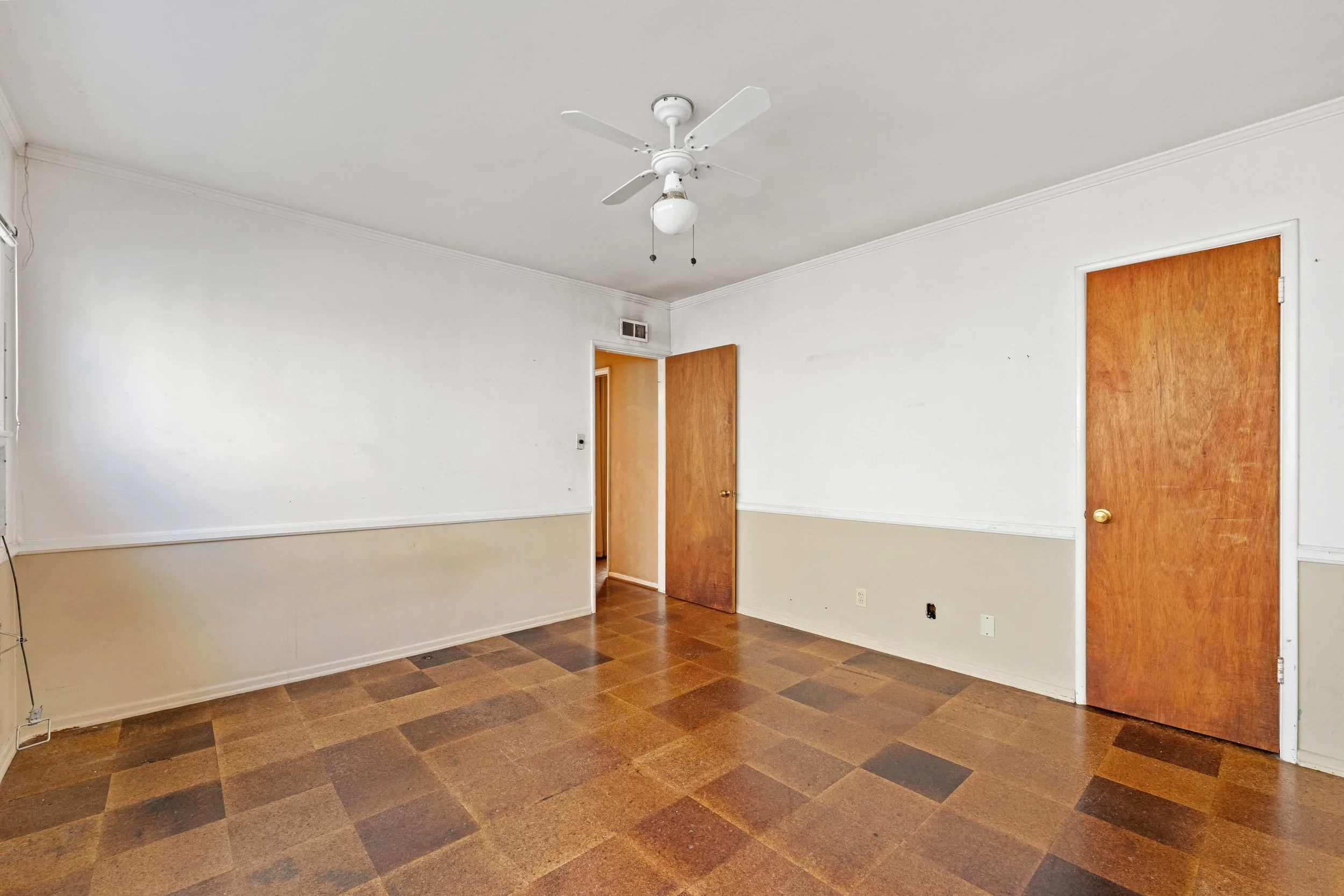 Second Bedroom with Closet