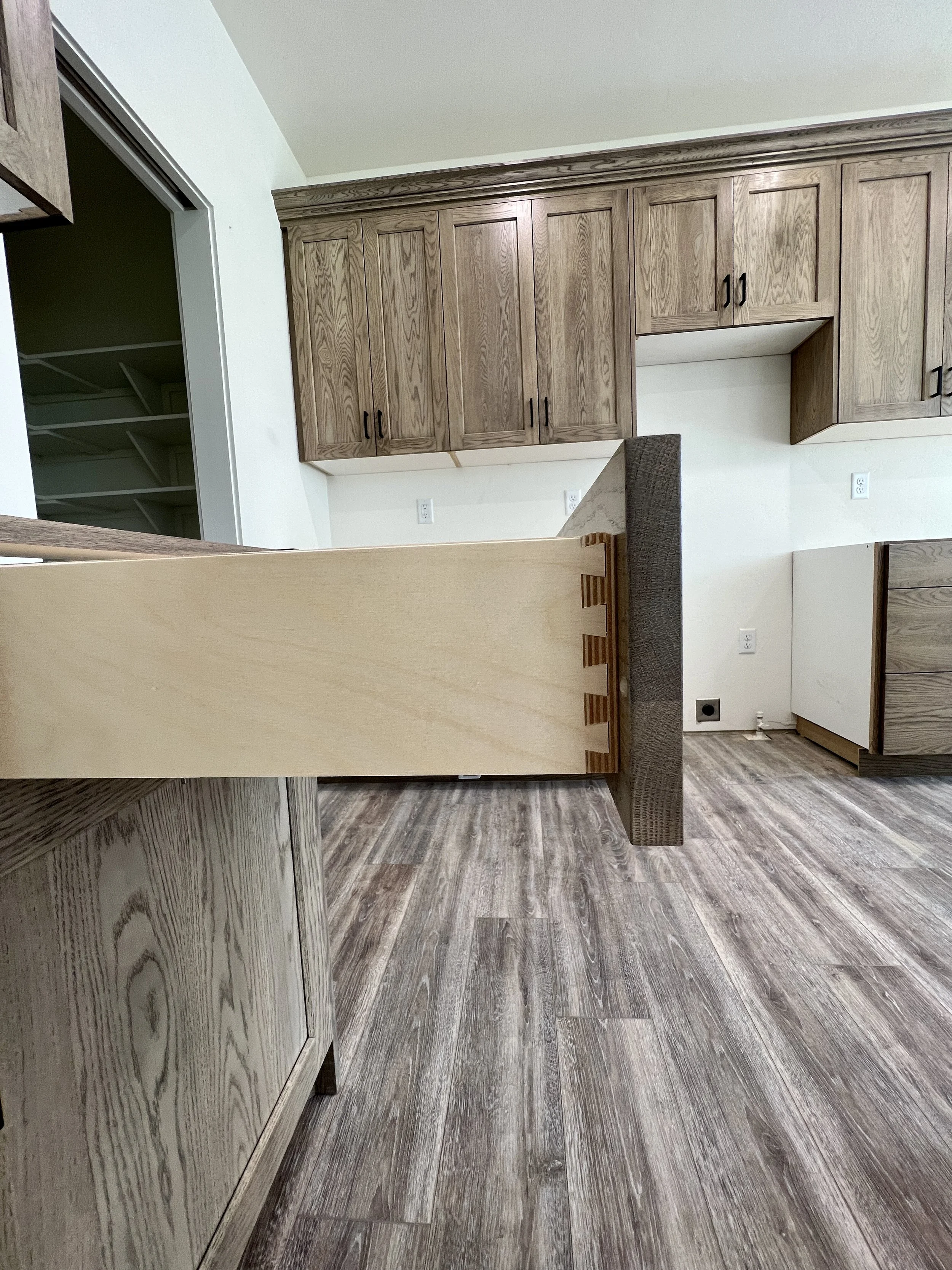 Baltic Birch (Dovetail Drawer upgrade only)