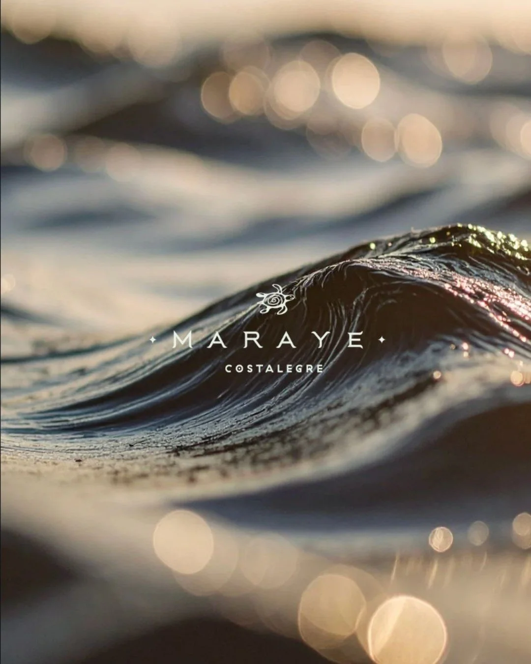 Escuchar el mar, todos los d&iacute;as.

El sonido constante de las olas tiene un efecto profundo en el cuerpo y la mente: reduce el estr&eacute;s, mejora la calidad del sue&ntilde;o y ayuda a reconectar con un ritmo m&aacute;s natural.

En Maraye, e