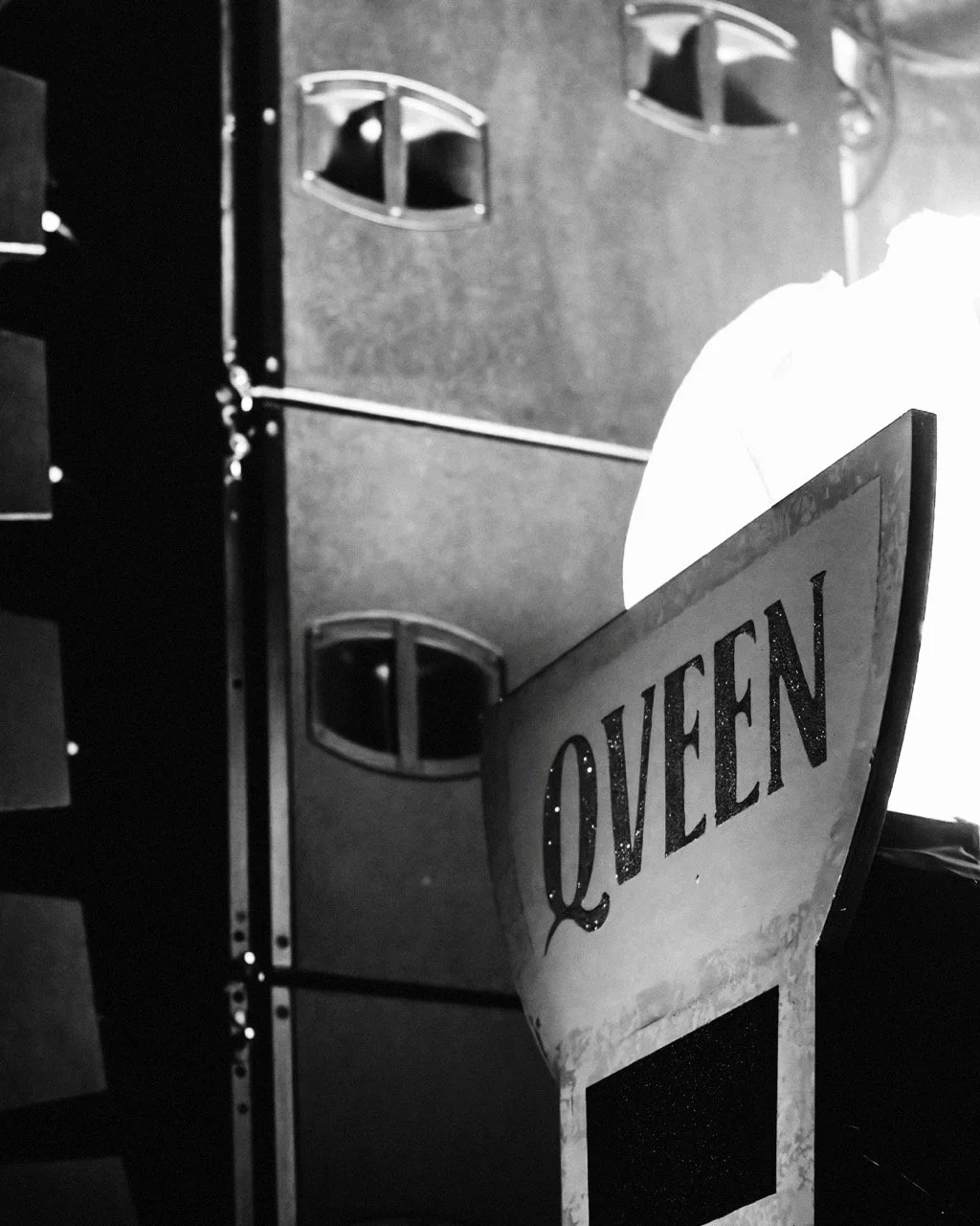 qveen herby phnx63.jpeg