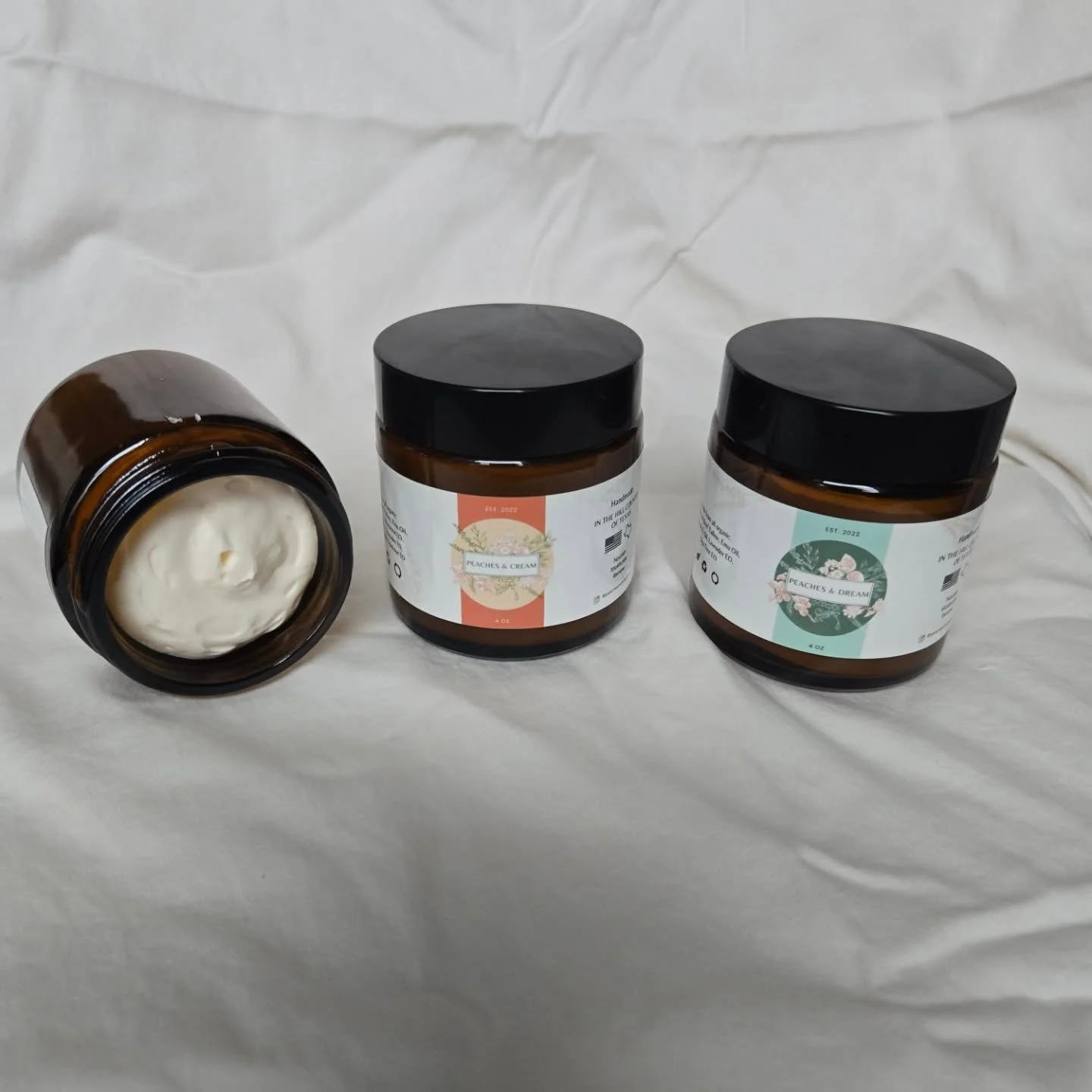 Restock day! I have my Peaches &amp; Cream moisturizer ($45) and Peaches &amp; Dream baby lotion ($15) in 4oz jars. I also have a few samples of each!

Check out my stories about how to order. You can find my venmo on my venmo highlight.