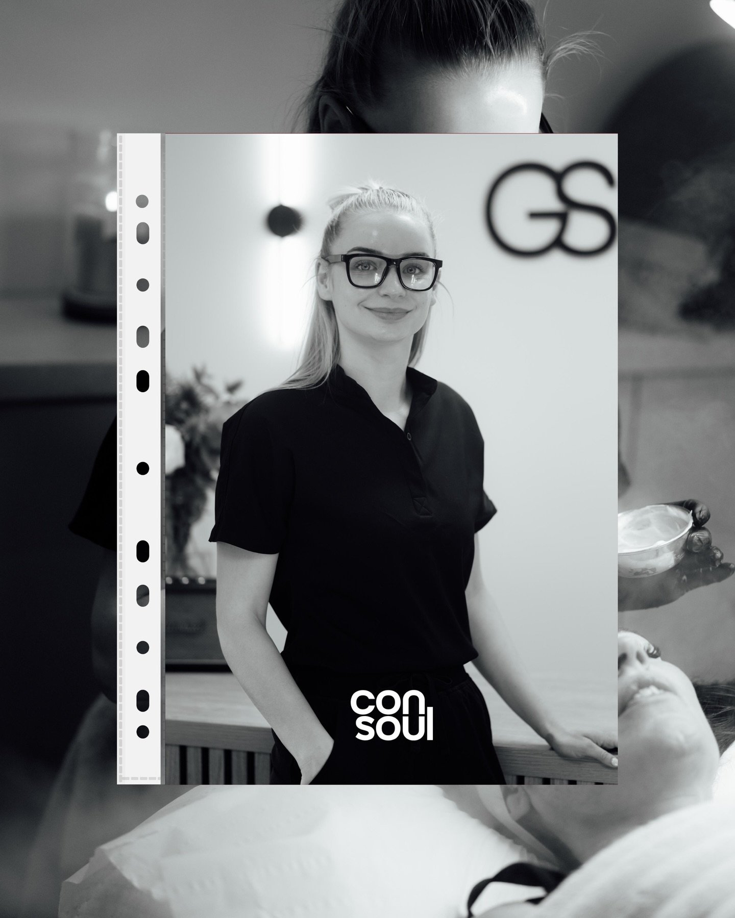 A little snippet from our content day with Sophie and the Glow Skin Co team✨🫶

From treatments in action to the tiny details that make the @sophieglowskinco what it is, this day was all about capturing the ladies expertise, energy, and care that goe