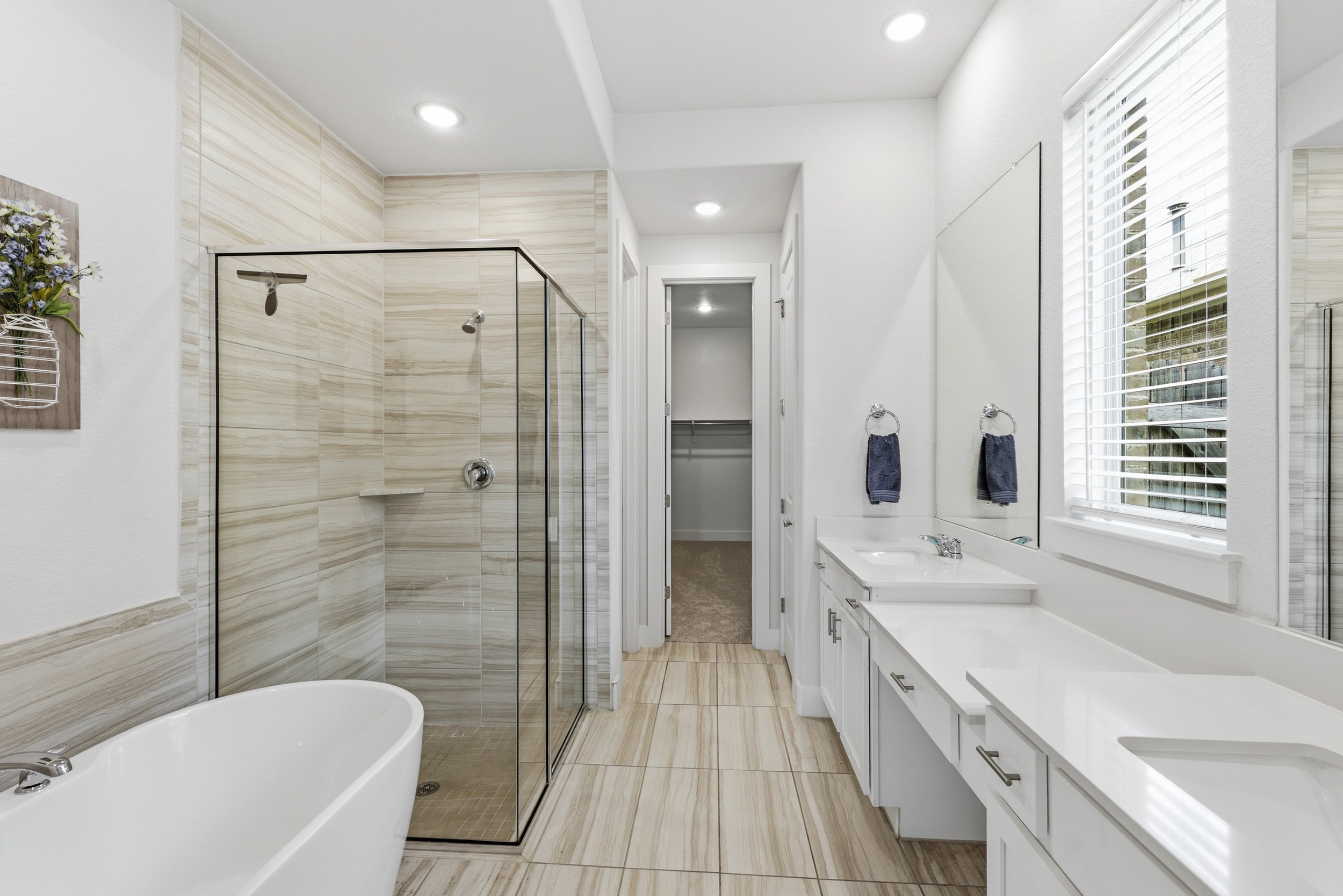 Modern Luxury Bathroom