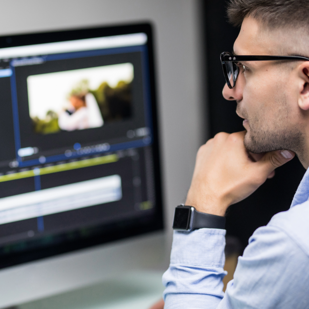 Proofing and approvals workflow reviewing print proofs for accuracy, brand standards, and production readiness.