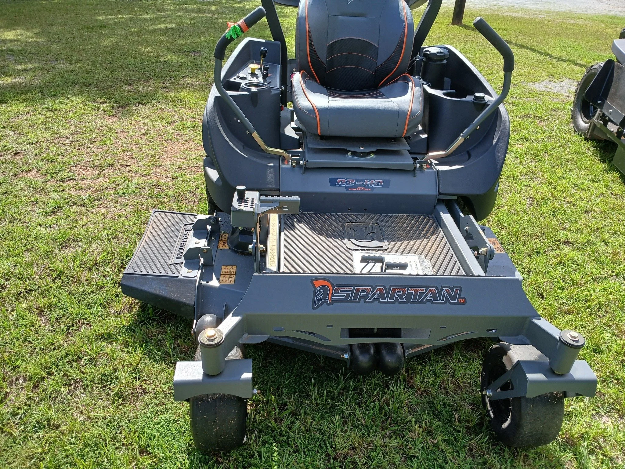 SPARTAN RZ-HD ZERO TURN MOWER