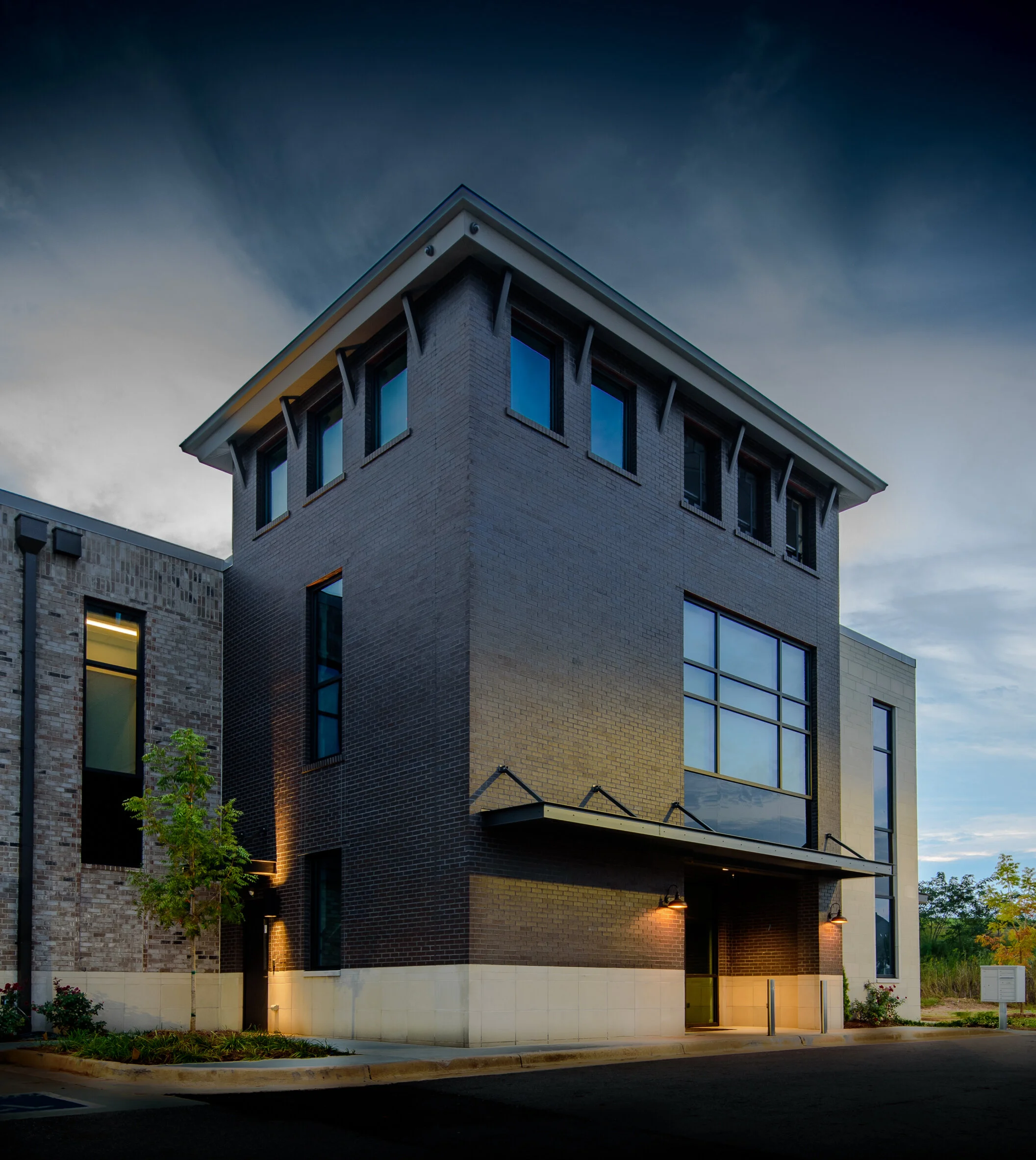 Rear face of East Alabama Asthma and Allergy building