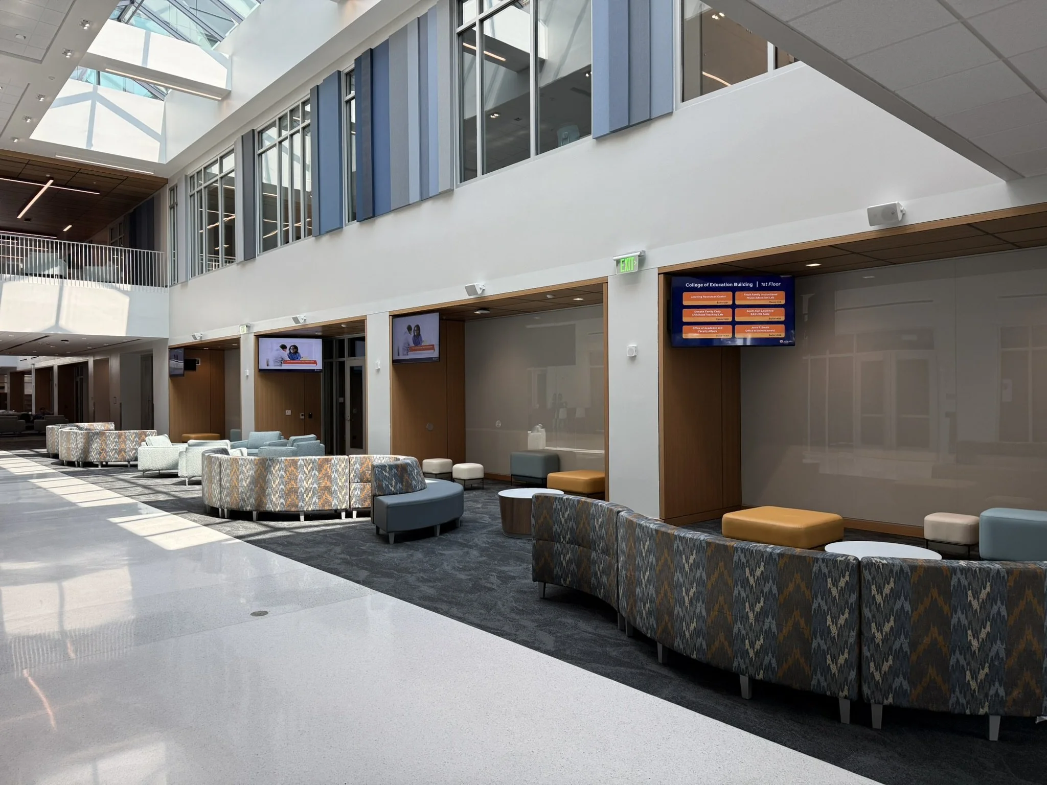 Commons area in Auburn University College of Education building