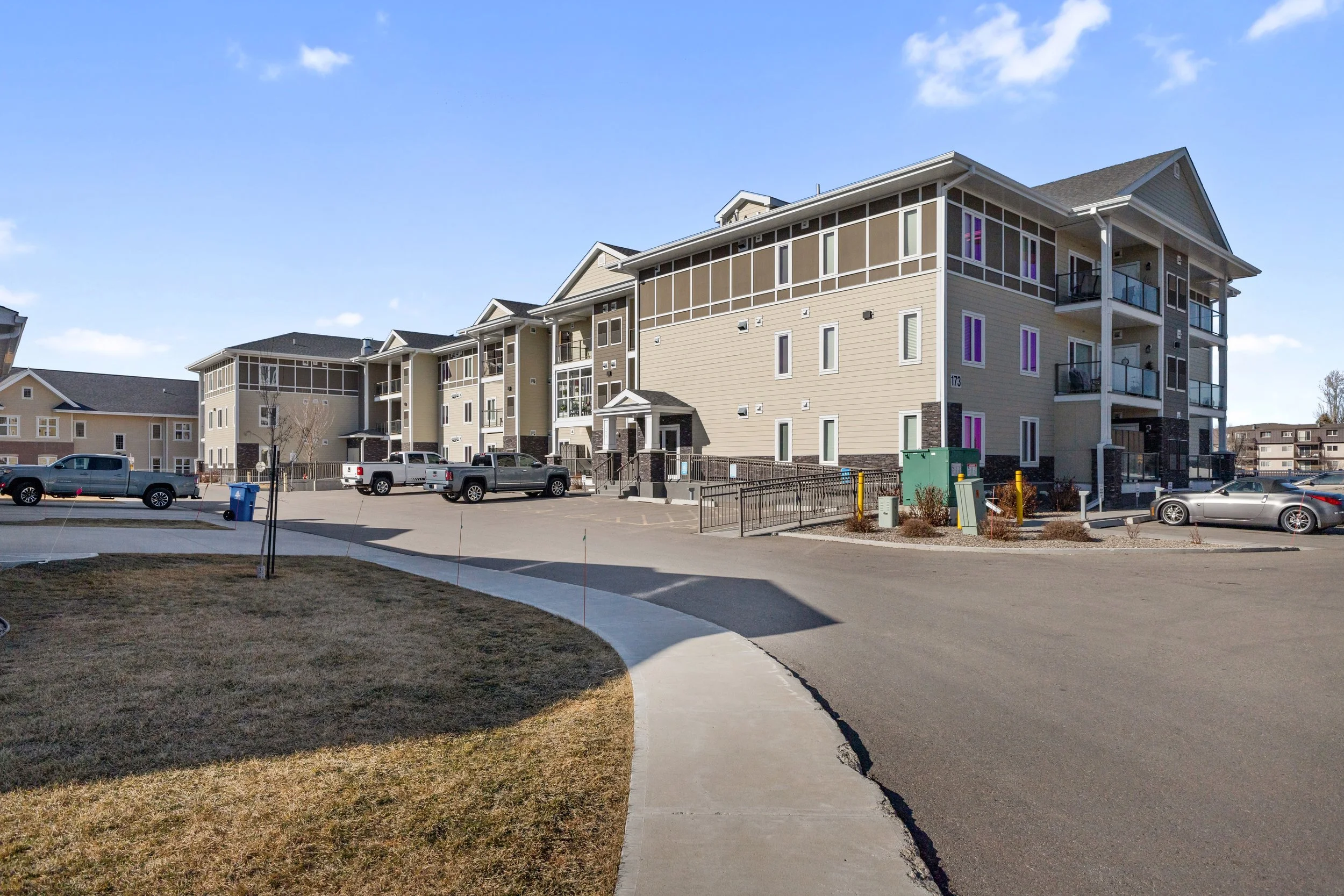 SOLD
#205, 173 Fairmont blvd west
Lethbridge, AB
Condo: Condo fees - $274.90
2016 Build
In suite washer, dryer.
A/C
Deck enclosed for year round use

MLS® Number: A2169117