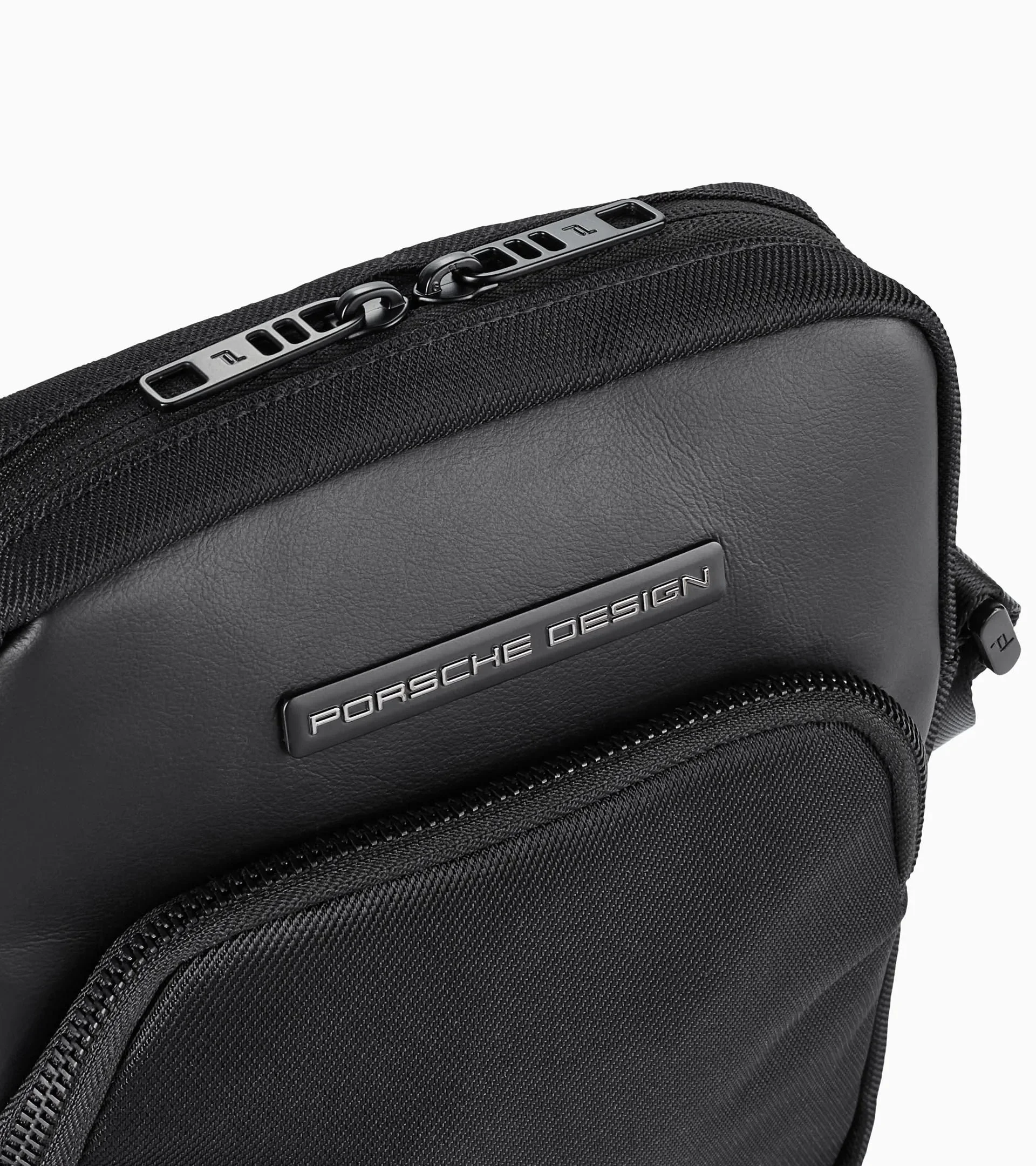 Porsche Design Voyager Nylon Shoulder Bag S in Black (OVY01527.001), view 4