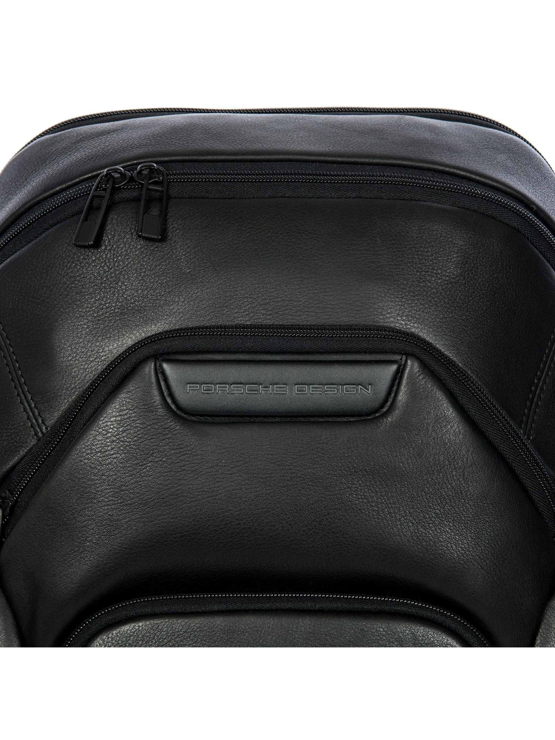 Porsche Design Roadster Leather Evo Backpack L in Black (OLH01634.001), view 6