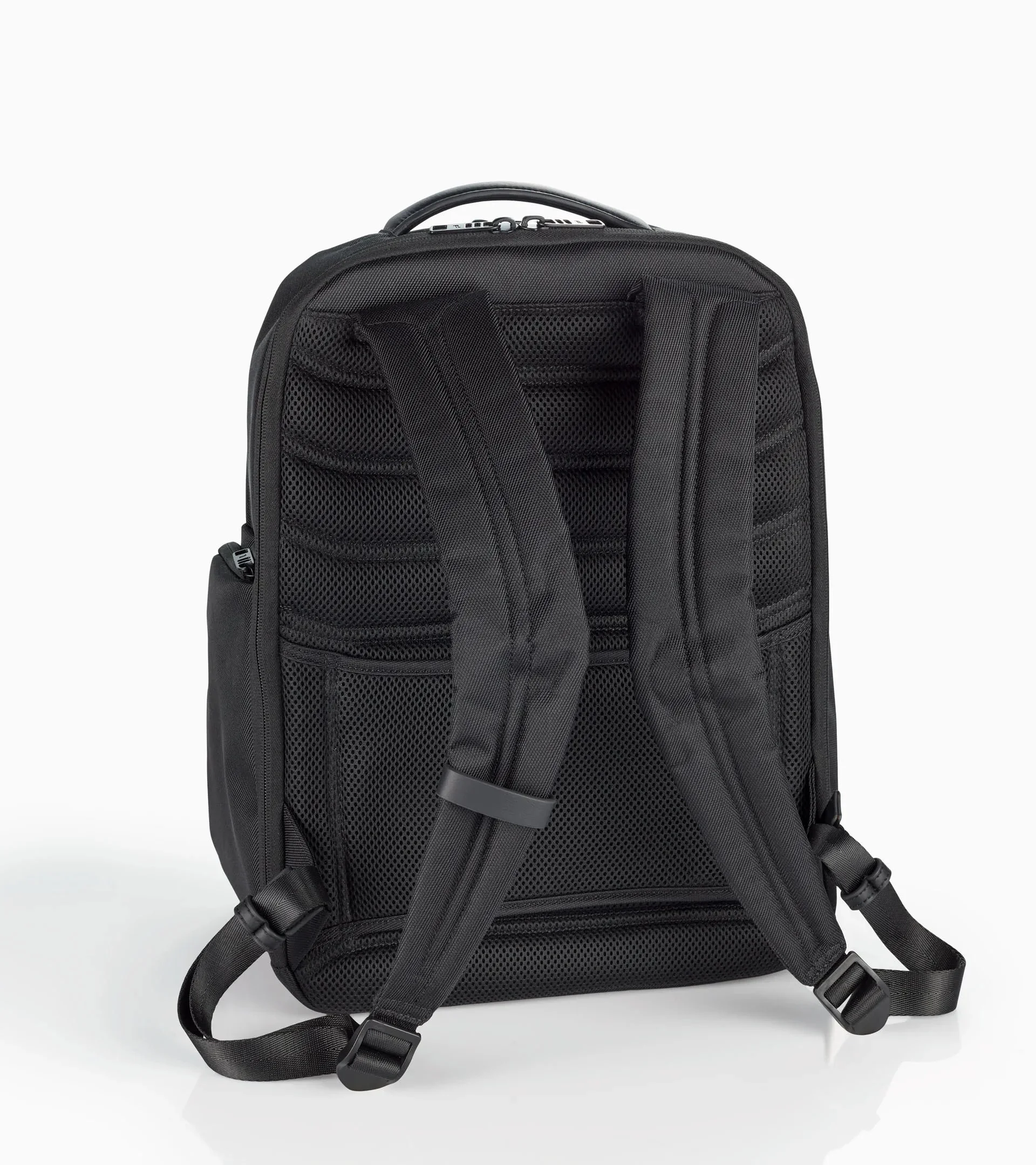 Porsche Design Voyager Nylon Backpack L in Black (OVY01626.001), view 2