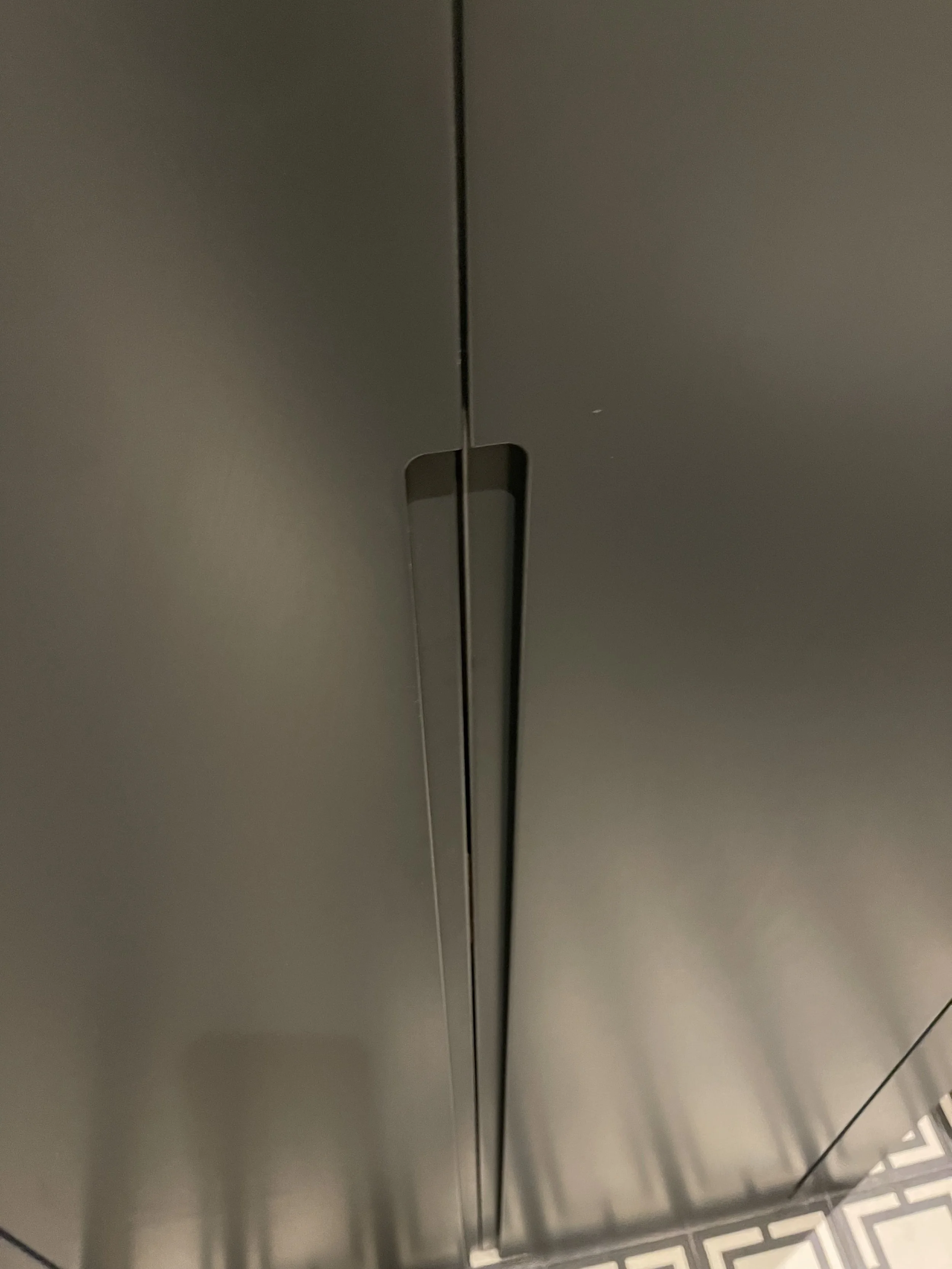 J Pull handles - Polyurethane sprayed