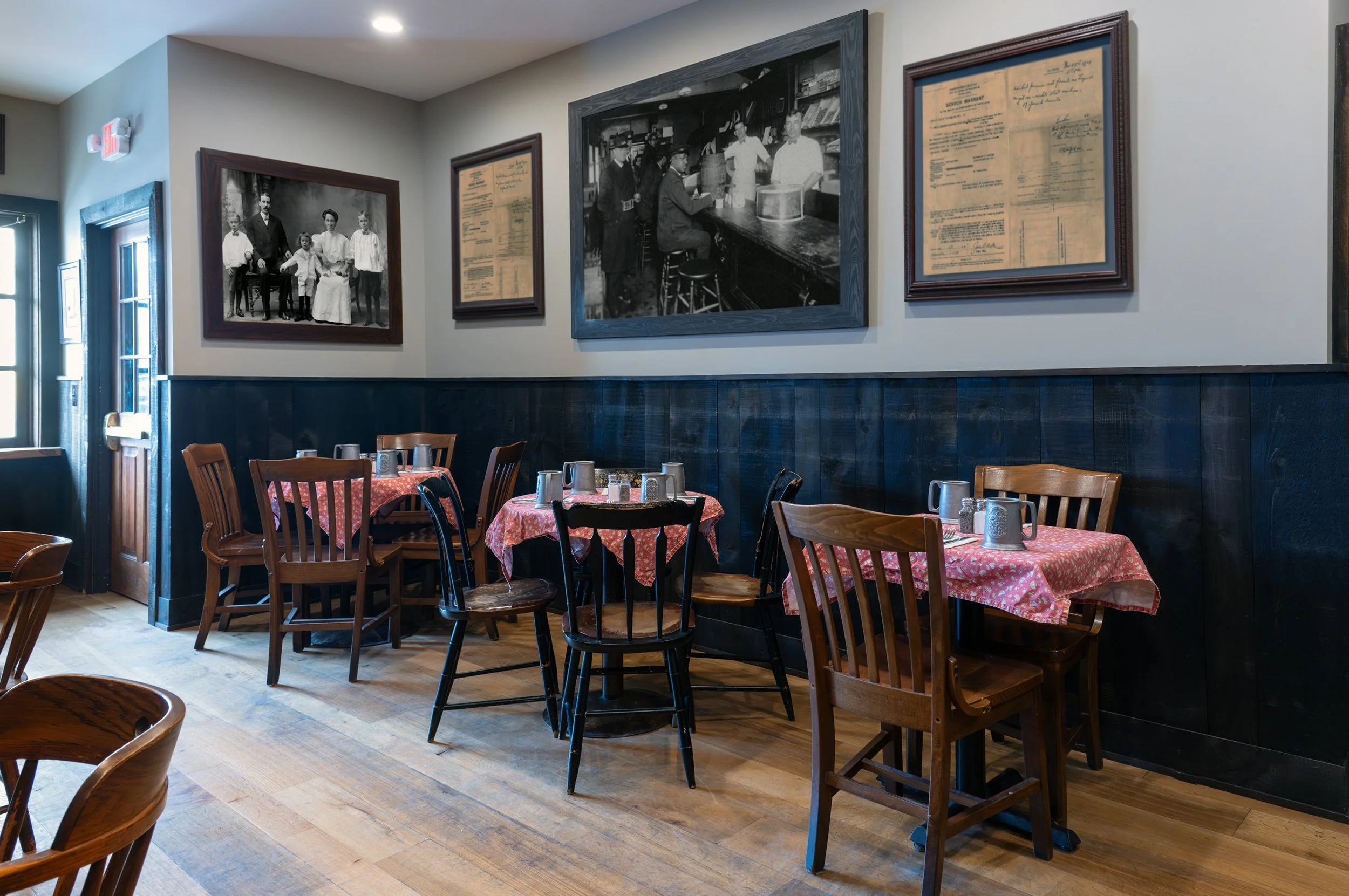 McNally_s Tavern Chestnut Hill.jpg