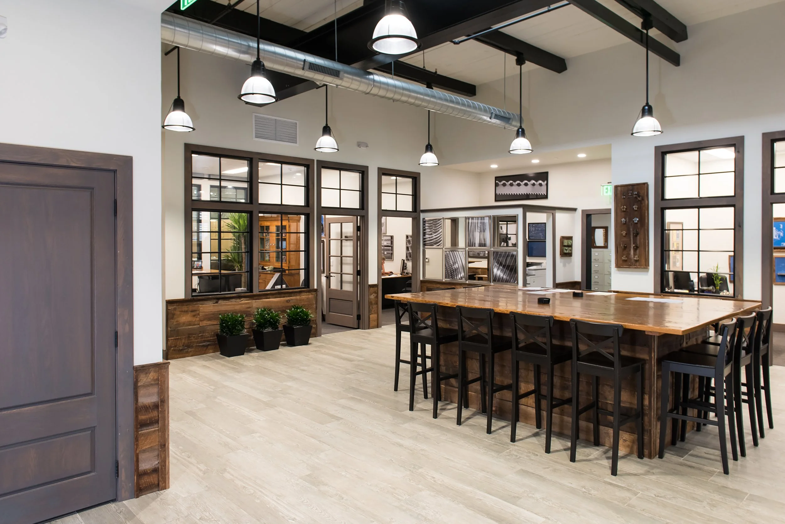 Metal Edge International