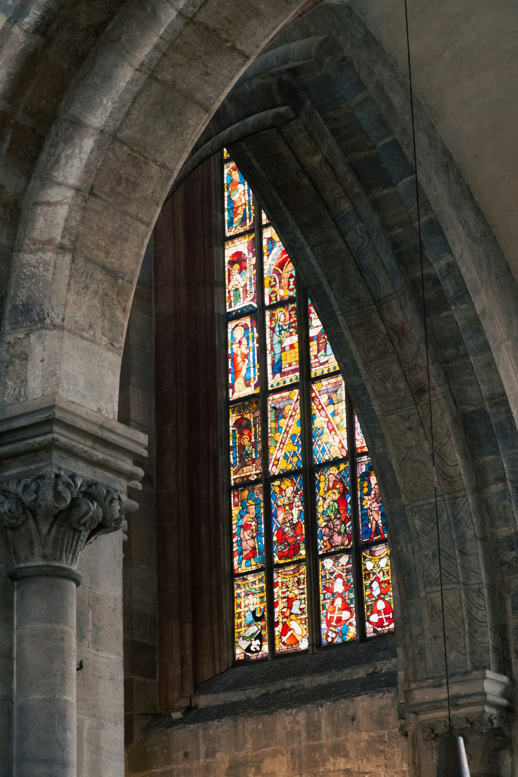 Period building detail representing heritage and older properties assessed by experienced surveyors.