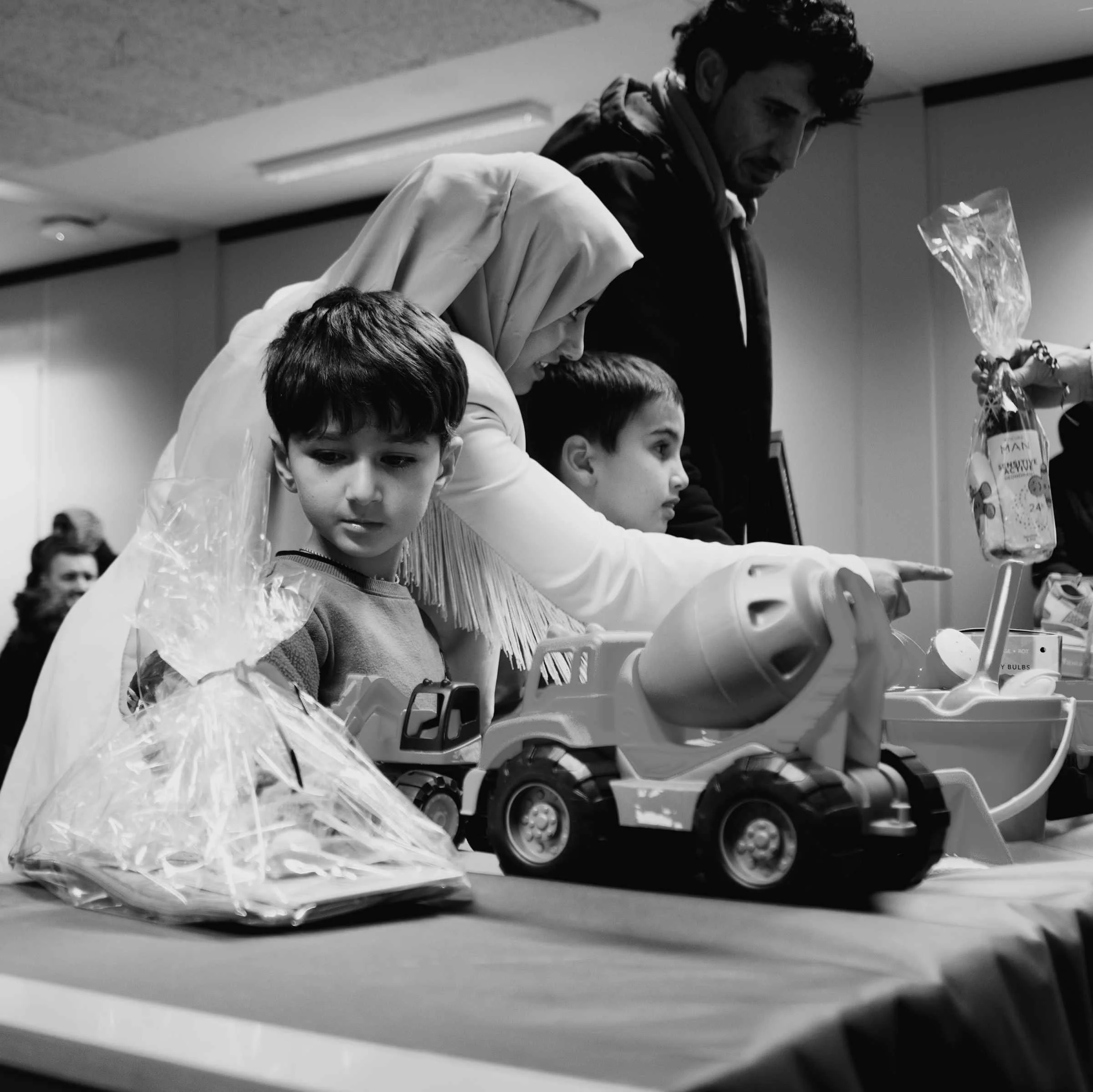 December gift lottery - Emergency Shelter for Refugees (North-Holland - Netherlands)